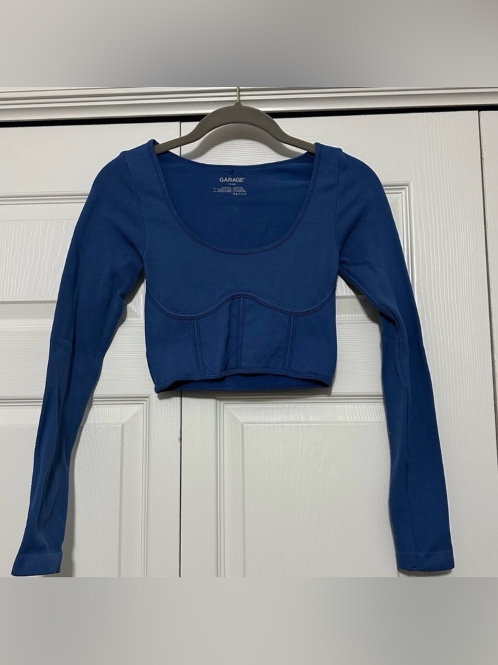 Garage Cropped Long Sleeve Top in Blue Size XS GUC‎